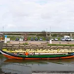 Emblematic View - Centre Apartment
